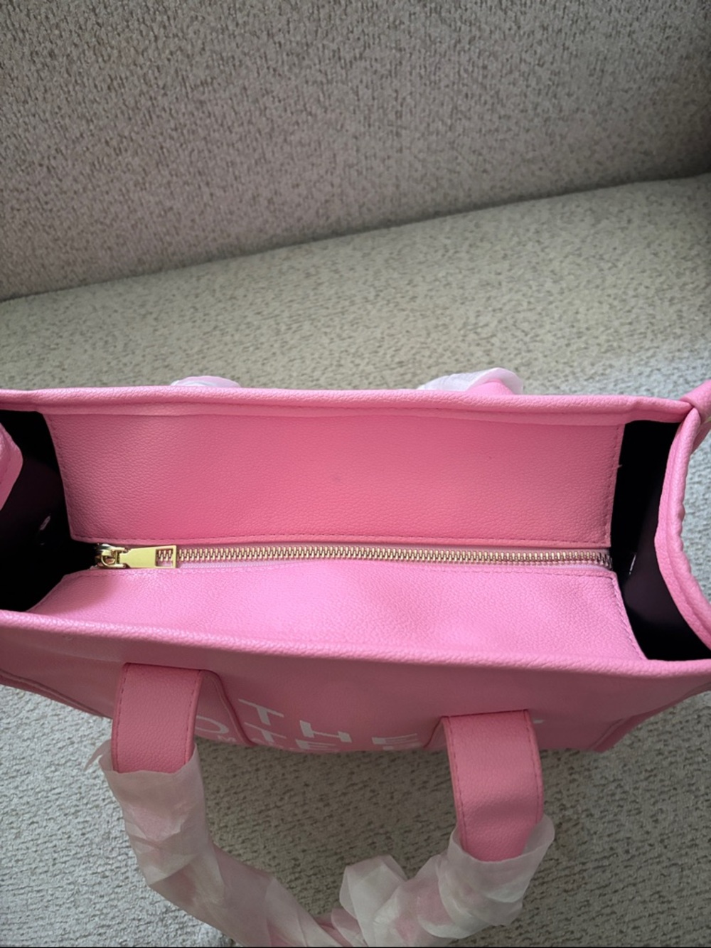 *FASHION ~Tote Bag in Pink - Picture 7 of 9